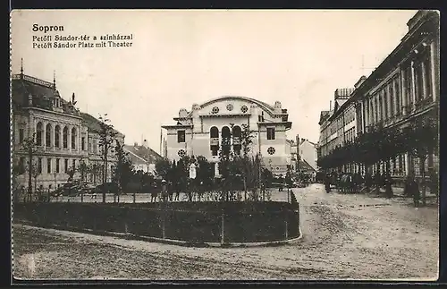 AK Sopron, Petöfi Sandor Platz mit Theater
