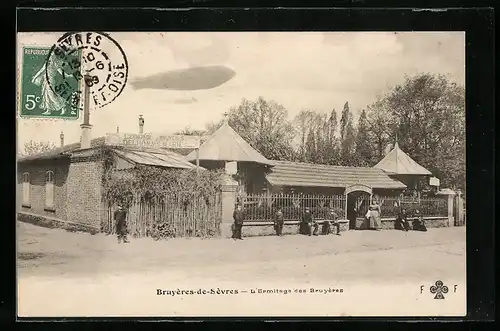 AK Bruyères-de-Sèvres, L`Erimtage des Bruyères, Zeppelin