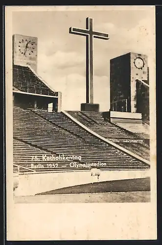 AK Berlin, 75. Katholikentag 1952, Kreuz im Olympiastadion