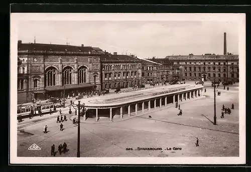 AK Strasbourg, La Gare, Strassenbahn