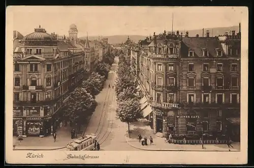 AK Zürich, Bahnhofstrasse aus der Vogelschau, mit Strassenbahn