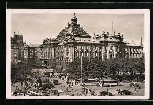 AK München, Strassenbahn vor Justizpalast