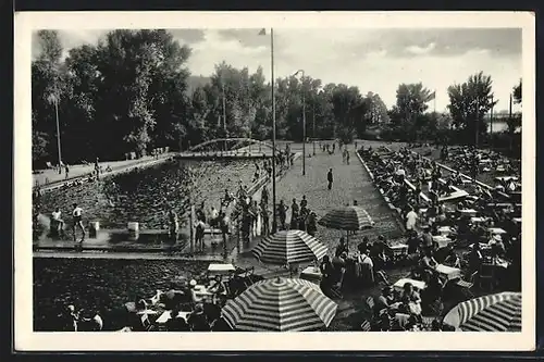 AK Piestany, Bad mit Badegästen