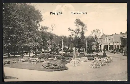 AK Piestany, Restaurant Thermia-Park mit Tischen