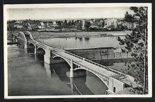 AK Piestany, Masarykov most cez Vah.