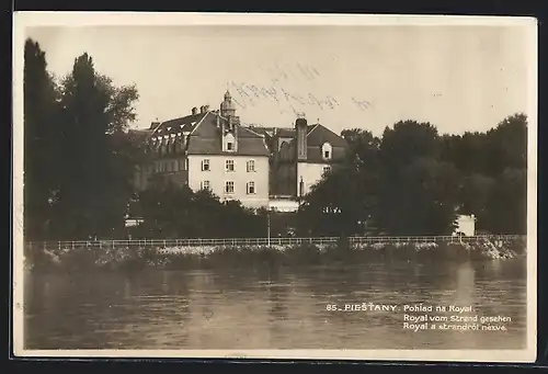 AK Piestany, Hotel Royal vom Strand aus