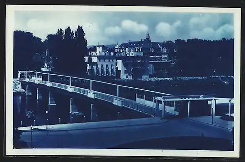 AK Piestany, Brückenkolonnade mit Gebäuden