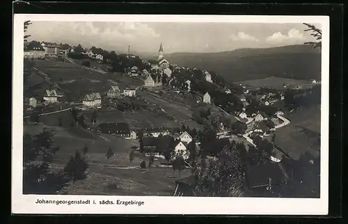 AK Johanngeorgenstadt /Erzgebirge, Ortsansicht mit Umgebung