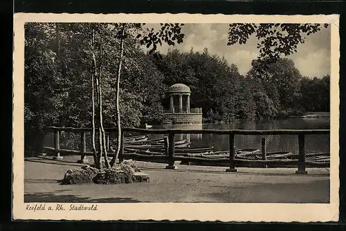 AK Krefeld, Stadtwald mit Teich