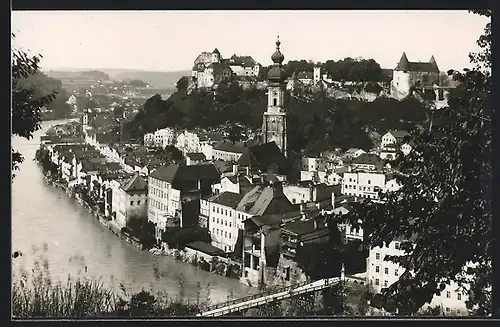 AK Burghausen, Blick auf die Kirche und zur Kgl. Burg