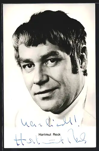 AK Schauspieler Hartmut Reck im weissen Rollkragenpullover, mit original Autograph
