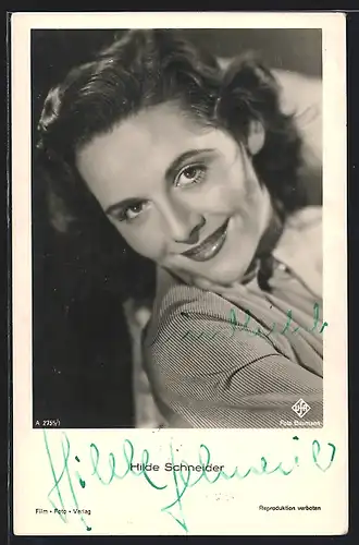 AK Schauspielerin Hilde Schneider mit freundlichem Blick, mit original Autograph