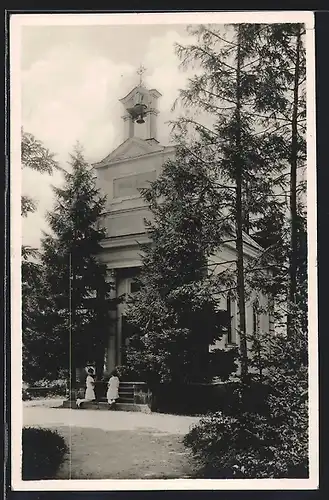 AK Bad Darkau, Kapelle mit Gläubigen