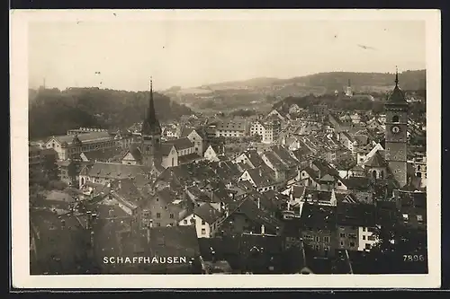 AK Schaffhausen, Ortsansicht mit Uhrturm und Kirche