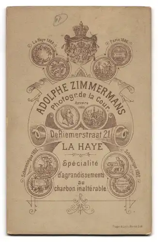 Fotografie Adolphe Zimmermans, La Haye, DeRiemerstraat 21, Gutbürgerlicher Mann mit freundlichen Augen und Schnauzbart