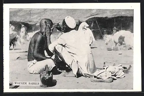 AK Strassenbarbier beim Rasieren eines Kunden