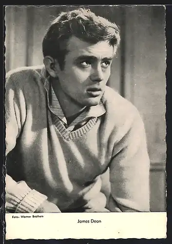 AK Schauspieler James Dean im Pullover, 1931-1955