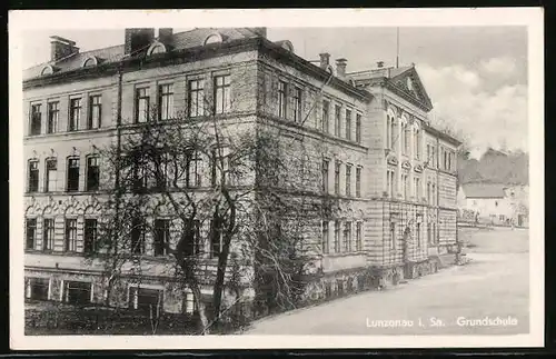 AK Lunzenau i. Sa., Grundschule im Herbst