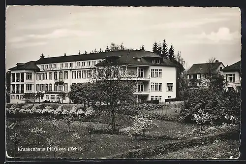 AK Pfäffikon, Krankenhaus mit Garten aus der Vogelschau