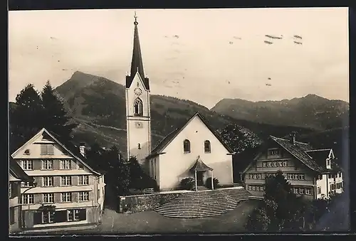 AK Nesslau, Blick auf Kirche mit Aufgang und Umgebung
