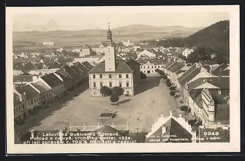 AK Susice na Sumave, Pohled s nejvys vrcholku kostel veze pri jeji oprave v r. 1927, Namesti s radnici