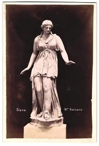 Fotografie unbekannter Fotograf und Ort, Statue: Diana, M. Vaticano