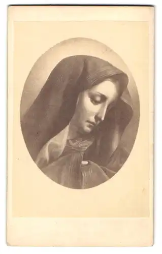 Fotografie unbekannter Fotograf und Ort, Gemälde: Mater Dolorosa