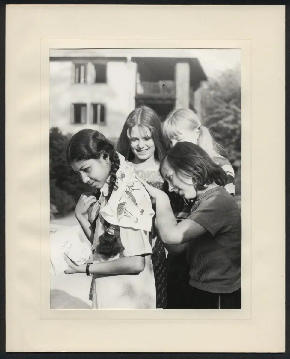 Fotoalbum mit 17 Fotografien Ansicht Werbellin, 25 Jahre Pionierlager WIlhelm Pieck, Werbellinsee 1977, Honecker, DDR 16