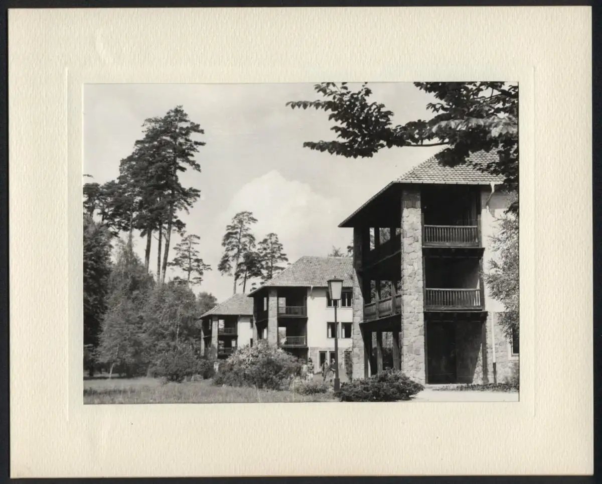 Fotoalbum mit 17 Fotografien Ansicht Werbellin, 25 Jahre Pionierlager WIlhelm Pieck, Werbellinsee 1977, Honecker, DDR 2