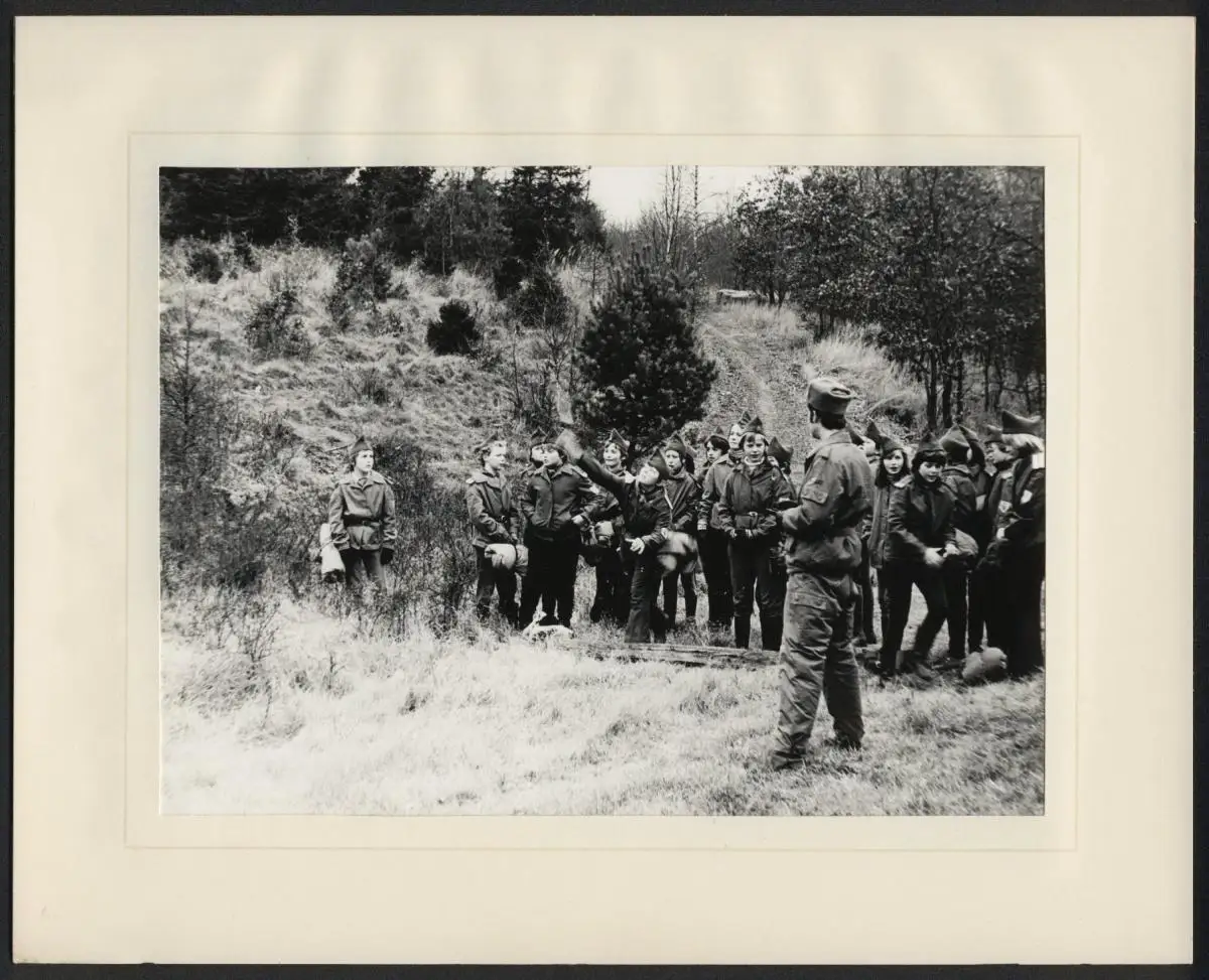 Fotoalbum mit 17 Fotografien Ansicht Werbellin, 25 Jahre Pionierlager WIlhelm Pieck, Werbellinsee 1977, Honecker, DDR 4