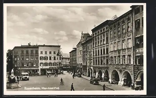 AK Rosenheim, Max-Josef-Platz mit Denkmal