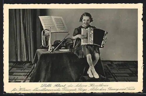 AK Lilli Bart mit Akkordion und Geige