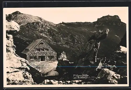 AK Bettlerjoch, Pfälzerhütte im Hochgebirge