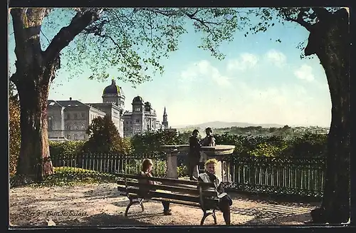 AK Bern, Kinder auf Promenade, Blick auf Bundespalast