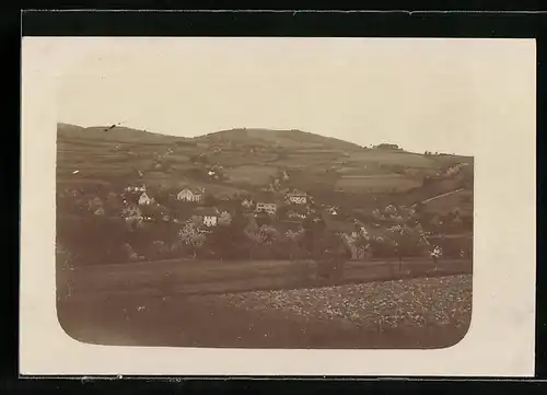 Foto-AK Bruckberg /Mfr., Gesamtansicht mit Umgebung