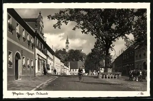 AK Pleystein i. Oberpfälzer Wald / Bayer. Ostmark, Marktplatz mit Kreuzberg