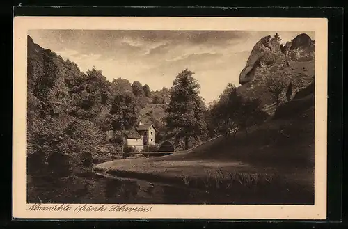 AK Neumühle (fränk. Schweiz), Blick auf Häuser vom Fluss aus