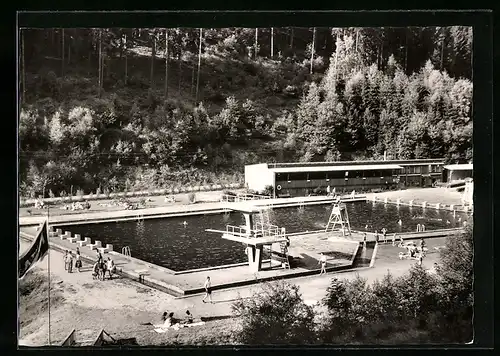 AK Wirsberg /Fichtelgebirge, Blick ins Waldschwimmbad