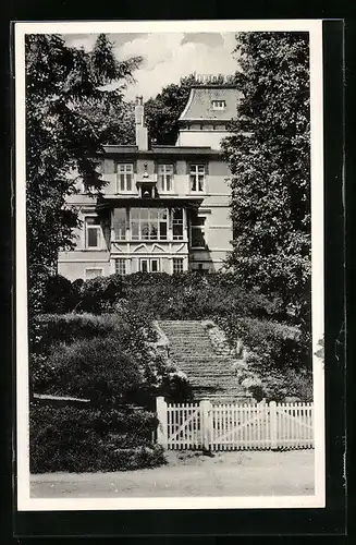 AK Malente-Gremsmühlen, Hotel Godenbergschlösschen, Aussenansicht