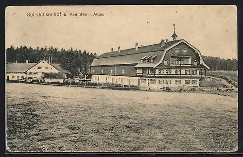 AK Kempten i. Allgäu, Blick von der Wiese auf Gut Ochsenhof