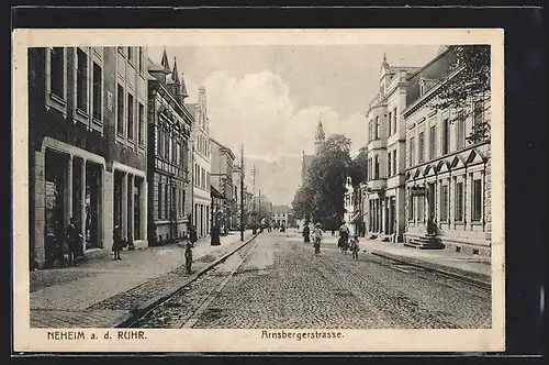 AK Neheim a. d. Ruhr, Arnsbergerstrasse mit Apotheke und Radfahrerin