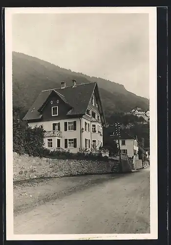 AK Vaduz, Zahnpraxis X. Marktl