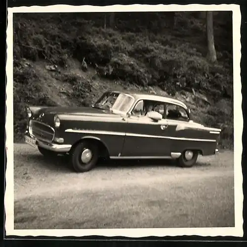 Fotografie Schultheiss, Schwenningen a. N., Auto Opel Rekord