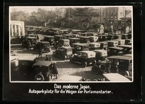 Fotografie unbekannter Fotograf, Ansicht Tokio / Japan, Auto-Parkplatz für die Wagen der Parlamentarier