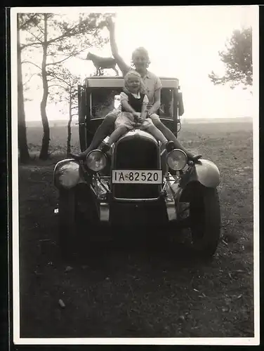 Fotografie Auto Chrysler, PKW mit Kennzeichen Berlin am Mellensee bei Zossen, Himmelfahrt 1931