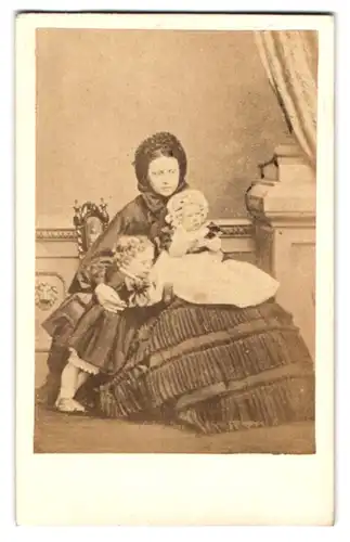 Fotografie unbekannter Fotograf und Ort, Prinzessin Victoria von Grossbritannien und Irland, Königin von Preussen