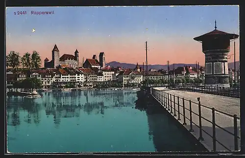 AK Rapperswil, Blick von Pier übers Wasser auf die Stadt