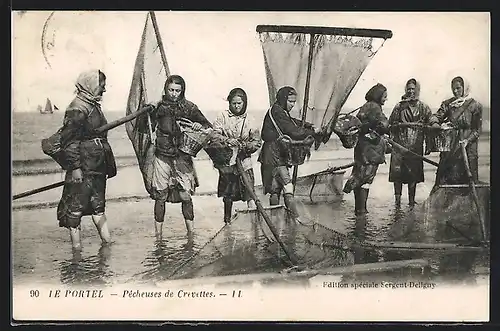 AK Boulogne-sur-Mer, Pecheuses de Crevette, Krebsfischerinnen im Wasser