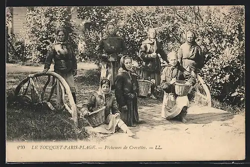 AK Le Touquet-Paris-Plage, Pêcheuses de Crevettes