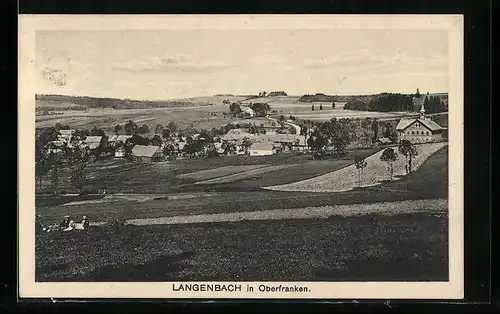 AK Langenbach /Oberfranken, Gesamtansicht mit Feldern aus der Vogelschau
